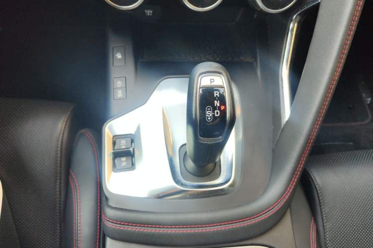 Used Jaguar E-PACE 2018 P200 First Edition Limited Edition China V Standard