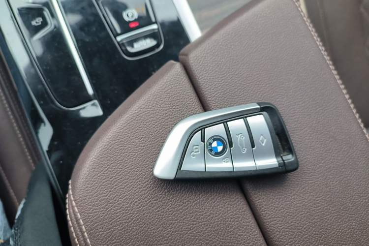 Used BMW 5 Series 2021 530Li Luxury Edition Premium Package
