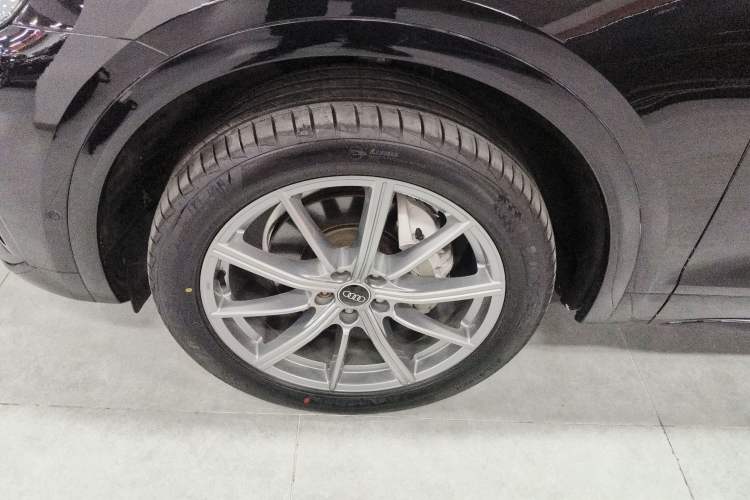 Used Audi Q5L 2022 45T Luxury Dynamic Model
