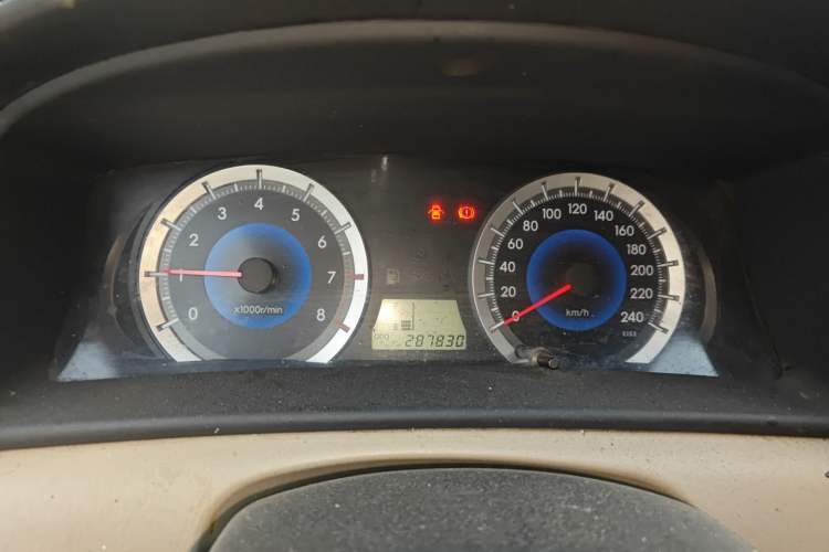 Used Toyota Corolla EX 2013 1.6L Manual Luxury Edition
