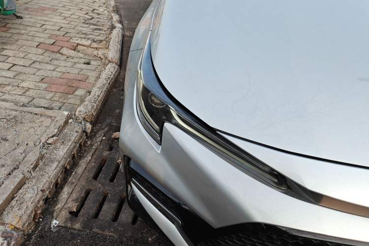 Used Toyota Levin 2022 Dual-Motor 1.8H E-CVT Sport Edition
