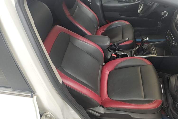 Used CHANGAN Eado 2016 1.6L Manual Junku Model
