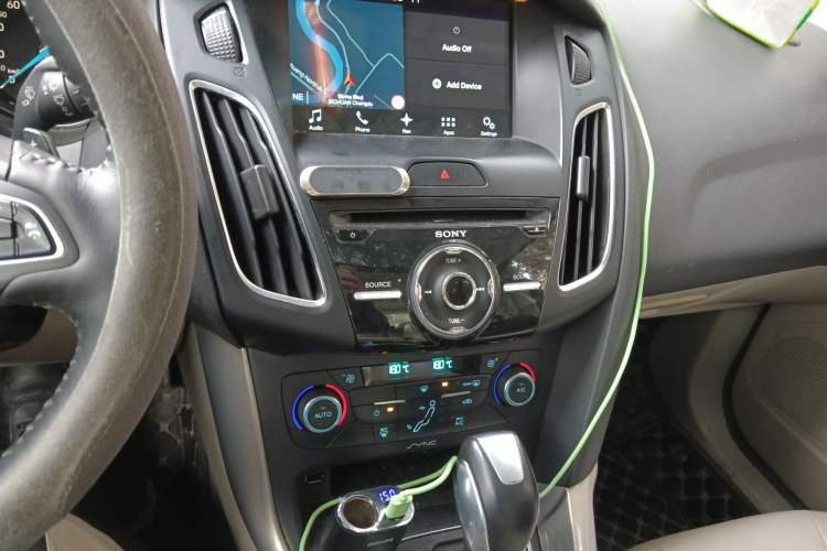 Used Ford Focus 2015 Sedan EcoBoost 180 Automatic Flagship Model
