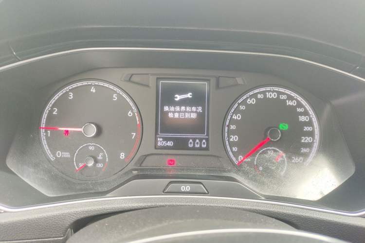 Used Volkswagen T-ROC 2018 280TSI DSG Two-Wheel-Drive Comfort Version China V Standard