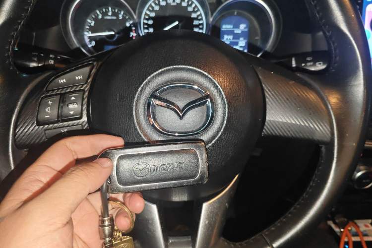 Used Mazda CX-5 2015 2.0L Automatic 2WD Comfort Edition
