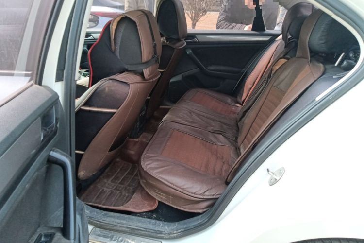 Used Volkswagen Bora 2016 1.6L Manual Fashion Edition