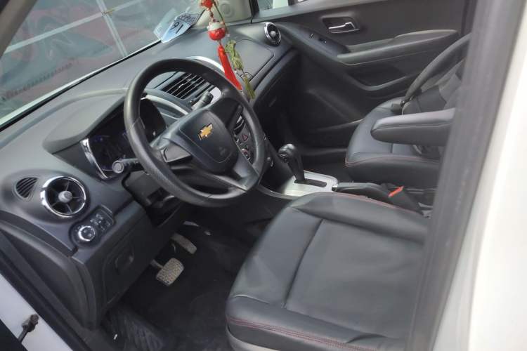 Used Chevrolet Trax 2014 1.4T Automatic Two-Wheel Drive Comfort Version Left Front Seat