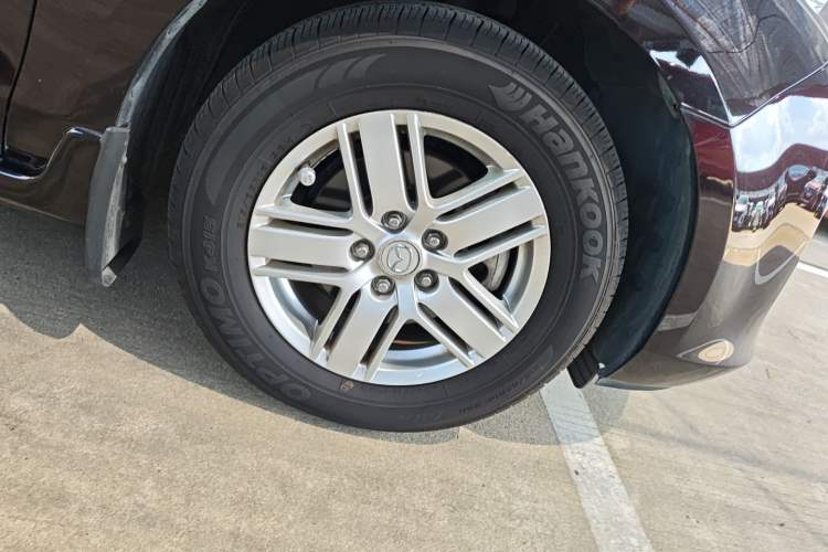 Used Mazda 8 2013 2.5L Ultimate Edition