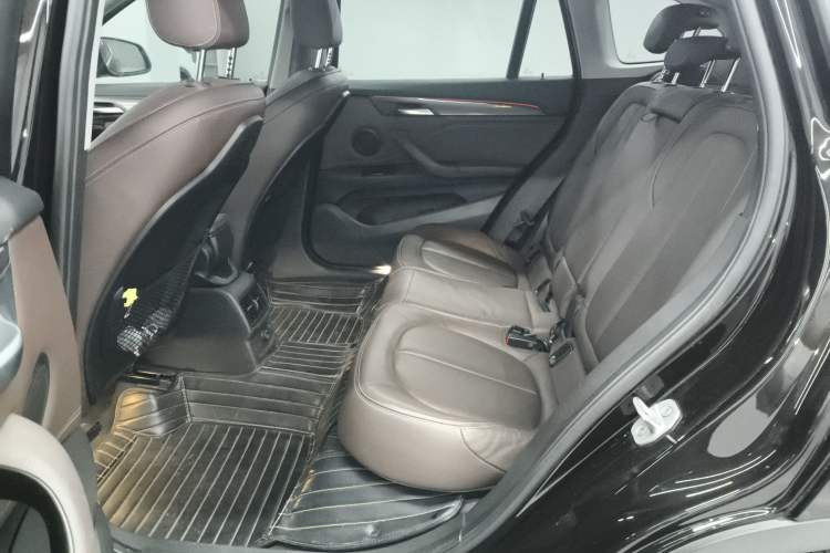 Used BMW X1 2016 sDrive18Li Luxury Model
