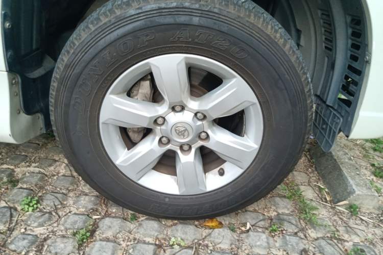 Used Toyota Prado 2015 2.7L TXL Middle East Version