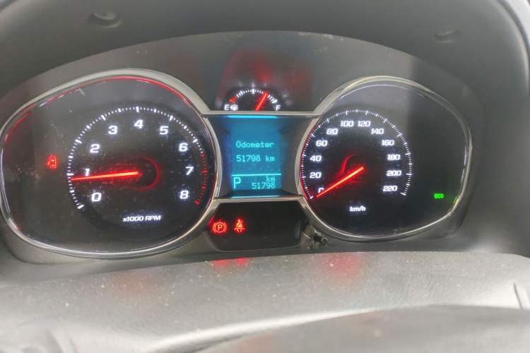 Used Chevrolet Captiva 2015 2.4L Two-Wheel Drive Urban Version 7 Seats
