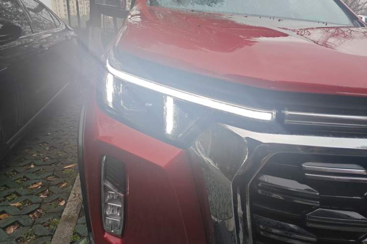 Used CHANGAN Lantop 2023 Business Edition 2.0T Automatic All-Wheel Drive Gasoline Elite Model with Extended Cabin