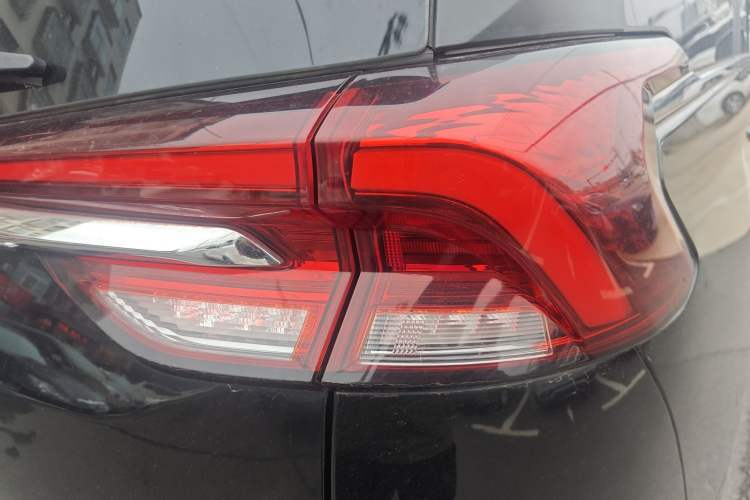 Used SAIC MAXUS G50 2019 1.5T Automatic Elite Edition China VI Standard