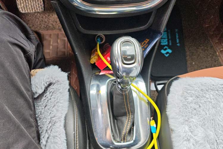 Used Buick Encore 2013 1.4T Automatic Two-Wheel Drive Leading Model
