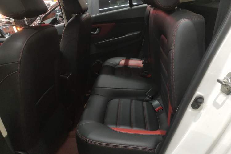 Used Haval H1 2016 Blue Label 1.5L AMT Luxury Model