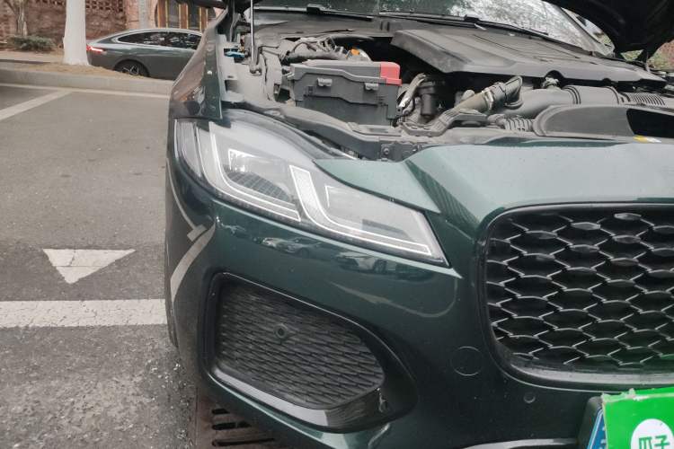 Used Jaguar XFL 2021 XFL 2.0T P250 All-Wheel-Drive Shimmering Black Sport Edition
