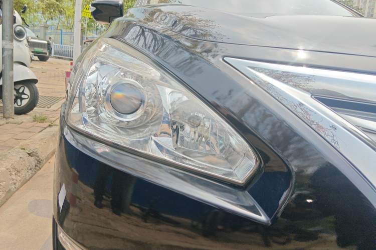Used Nissan Teana 2013 2.0L XL Comfort Edition Right Front Headlight