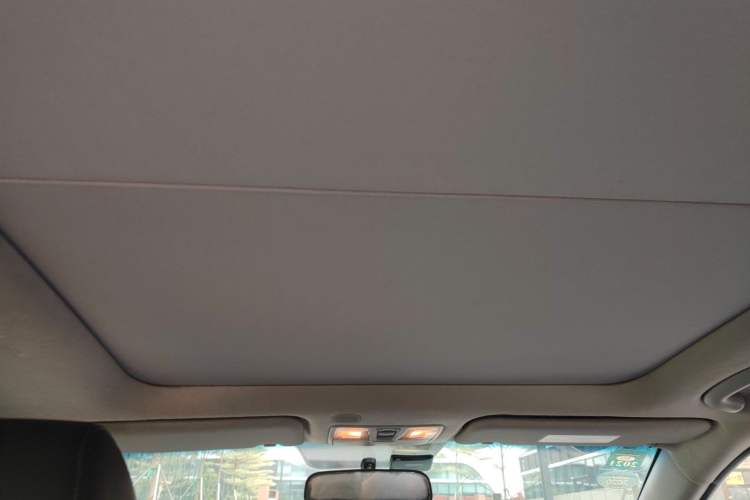 Used Hyundai Mistra 2016 1.8L Automatic Smart GLS Headliner