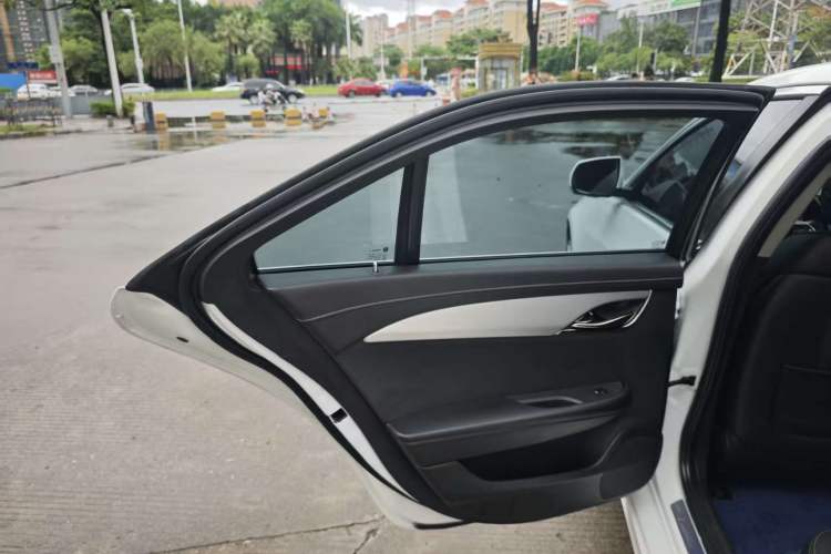 Used Cadillac ATS-L 2017 28T Fashion Edition