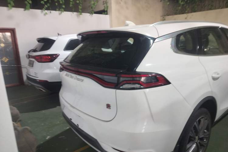 Used BYD Tang 2018 2.0T Automatic Smart Connect Prestige 7-Seater China V Standard