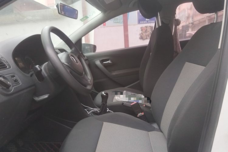 Used Volkswagen Polo 2014 1.4L Manual Fashion Edition Left Front Seat