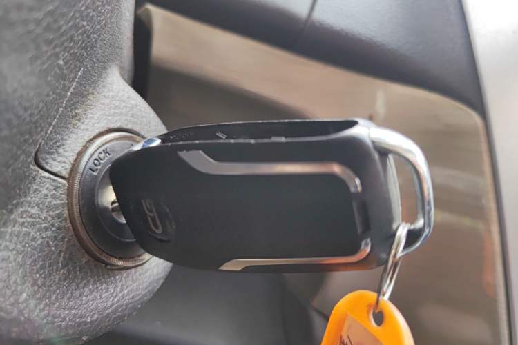 Used Geely Auto GX7 2013 2.0L Automatic Prestige Edition