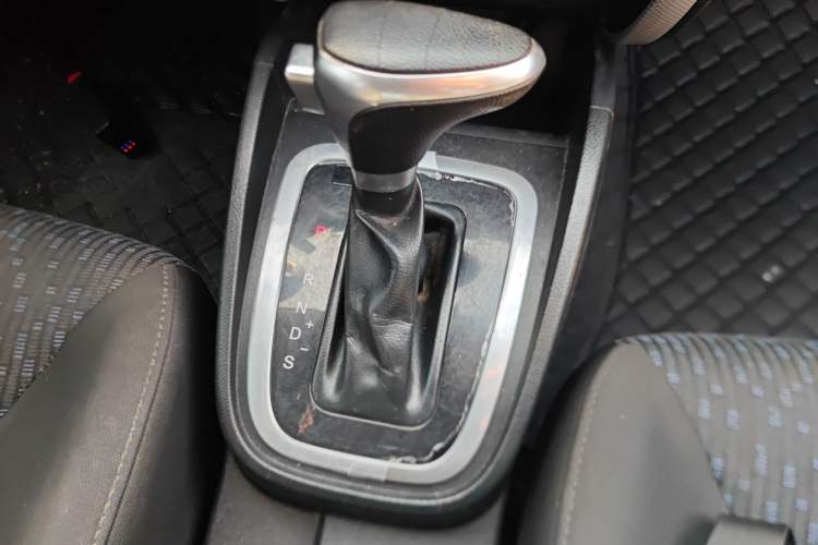 Used Bestune B30 2016 1.6L Automatic 10th Anniversary Edition