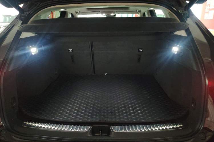 Used Buick Envision 2020 Encore S 652T All-Wheel-Drive Avenir Trunk