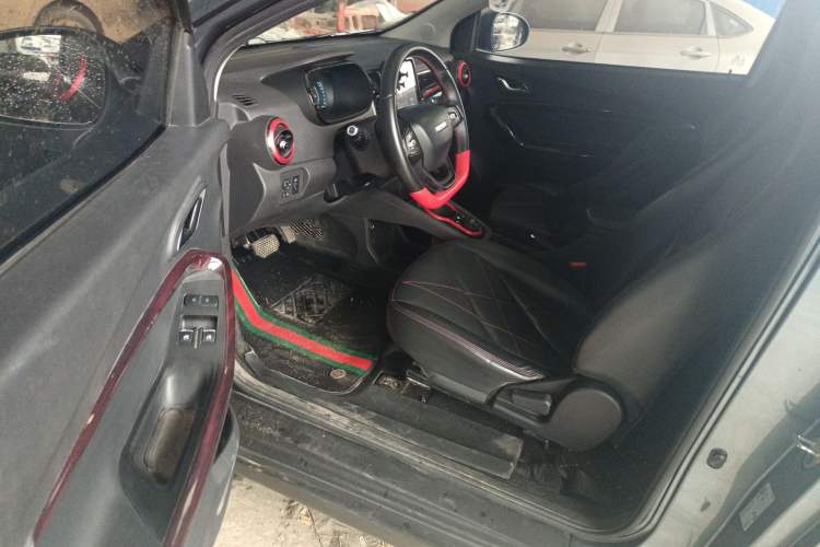 Used Chery QQ Little Ant 2021 200 000-Yuan Ant Fan Edition Talent Version Lithium Iron Phosphate 301 km Driver Seat