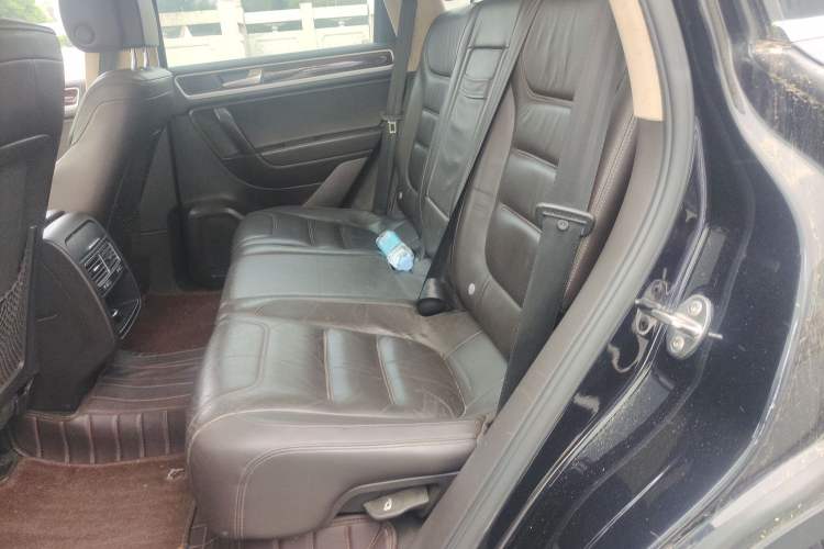 Used Volkswagen Touareg 2012 R-Line High-End Model
