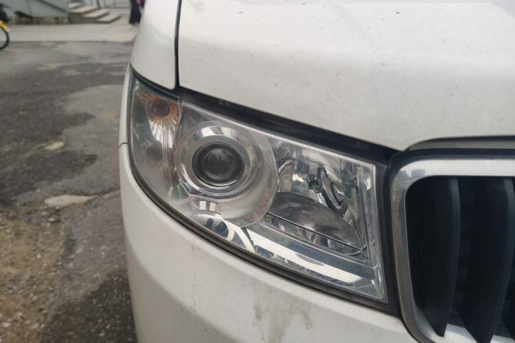 Used Jinbei New Hiace EV 
