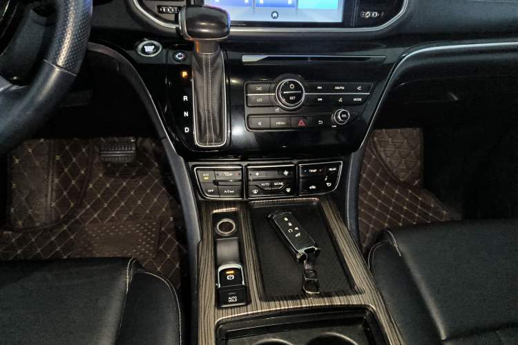 Used GAC Trumpchi M8 2020 Flagship Model 390T Deluxe Edition