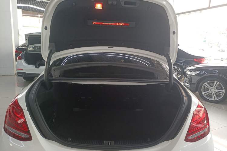 Used Mercedes-Benz C-Class 2017 C 200 L Sport Edition Trunk