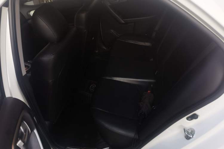 Used Kia Forte 2012 1.6L AT Premium Commemorative Edition