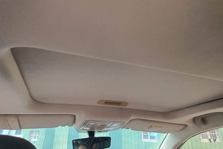 Used Geely Auto Vision X6 2016 1.3T CVT Flagship Model
