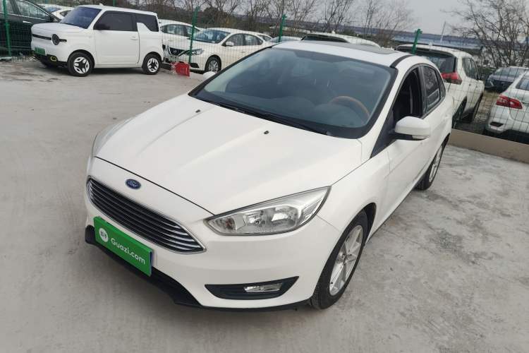 Used Ford Focus 2018 Sedan Classic 1.6L Automatic Trendy SmartDrive Edition