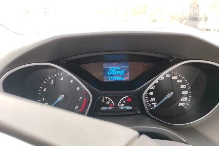 Used Ford Focus 2012 Hatchback 1.6L Automatic Fashion Edition Odometer Close Up