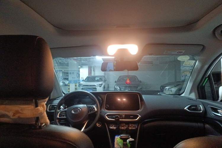 Used GAC Trumpchi GS4 2018 235T Automatic Two-Wheel Drive Luxury Smart Connectivity Version Headliner