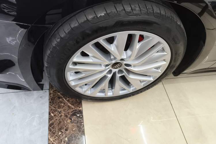 Used Audi A7L 2024 45TFSI S-line Dream-Building Edition Flow Crystal Package