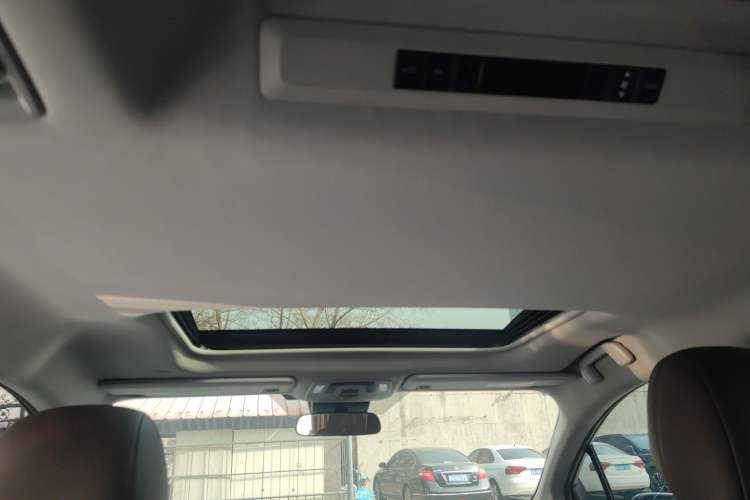 Used Toyota SIENNA 2023 2.5L Hybrid Comfort Edition