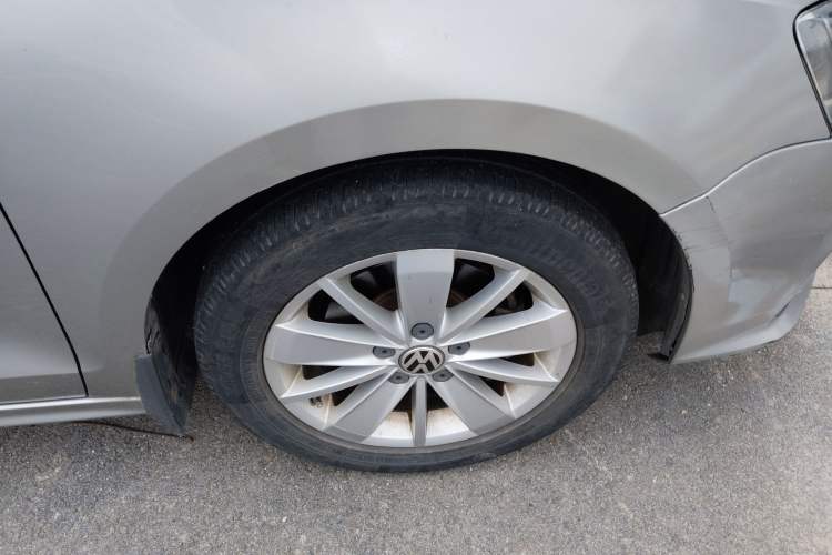 Used Volkswagen Sagitar 2015 1.6L Manual Fashion Edition
