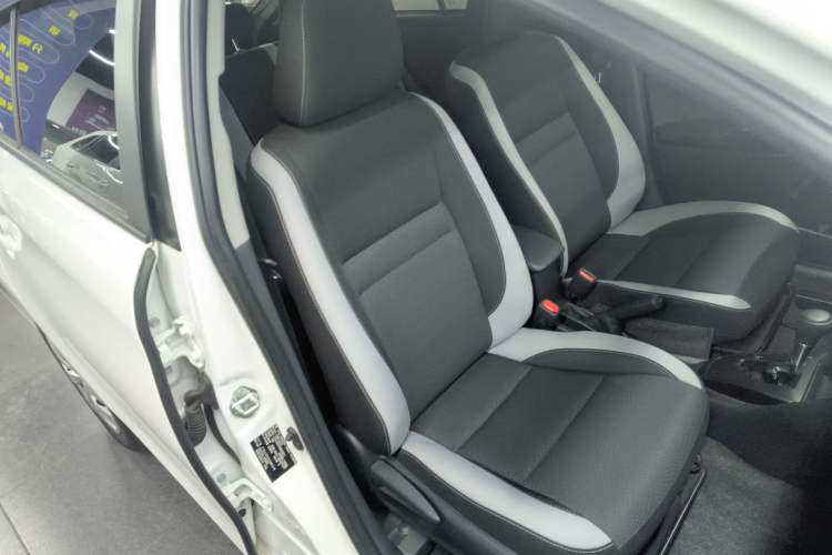 Used Toyota YARiS L Zhi Xiang 2022 1.5L CVT Leading PLUS Edition Right Front Seat