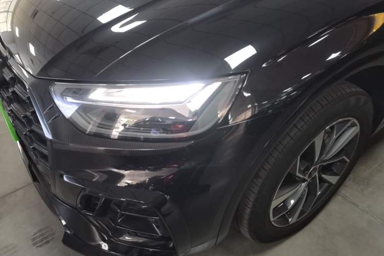 Used Audi Q5L 2023 40T Fashionable and Dynamic Edition
