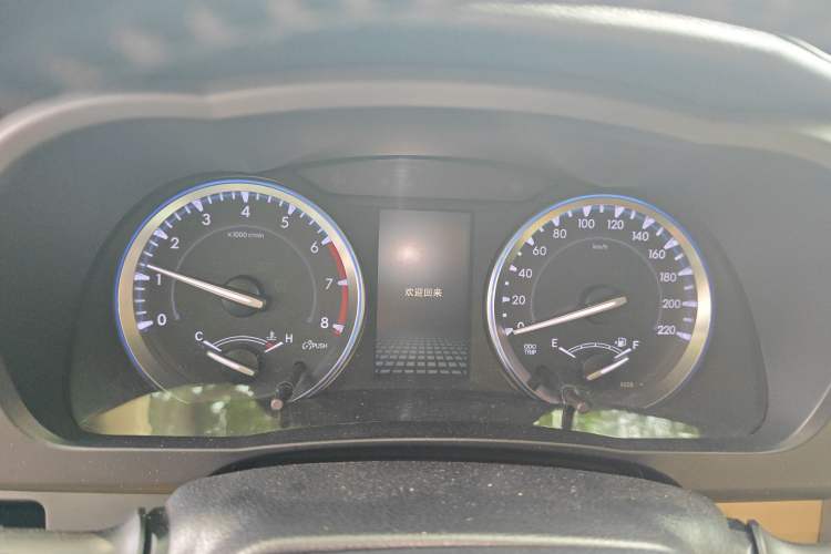 Used Toyota Highlander 2015 2.0T Four-Wheel Drive Luxury Navigation Version with 7 Seats