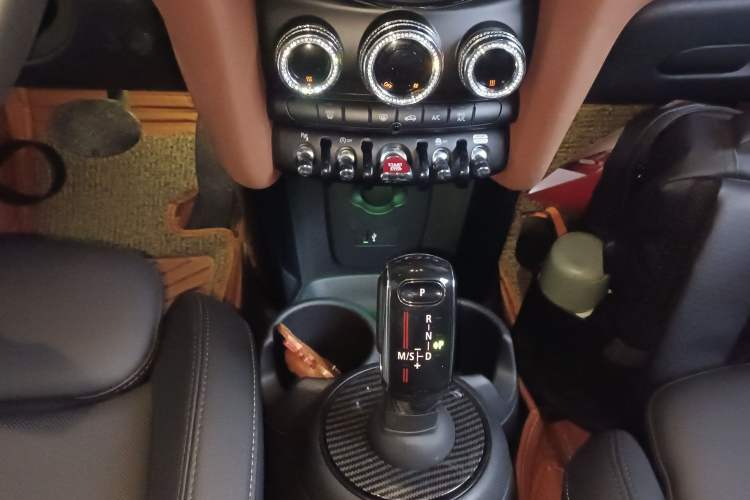 Used MINI 2021 2.0T COOPER S Classic Edition

