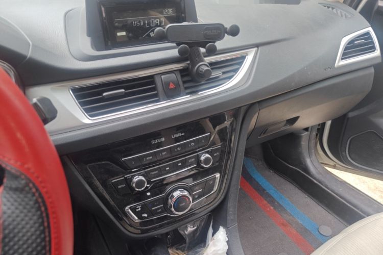 Used Changan Alsvin V7 2016 1.6L Manual LeShang Model China IV Standard