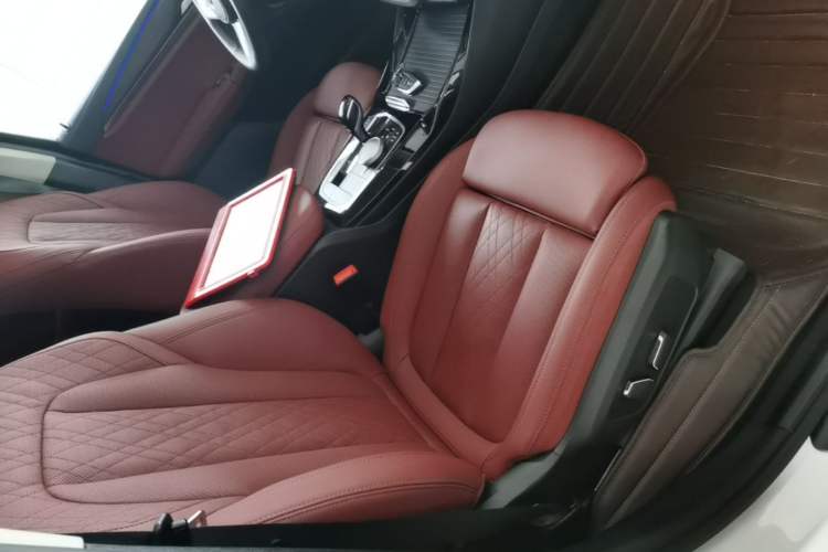 Used BMW X3 2023 Restyled xDrive30i Leading Edition M Night Sky Package Right Front Seat