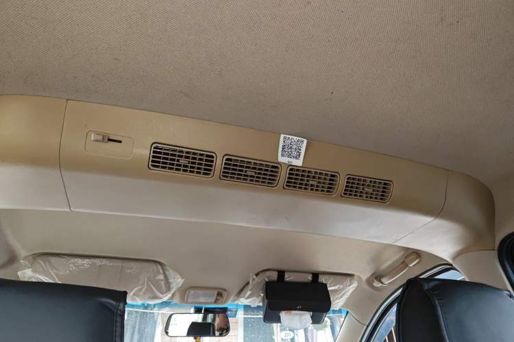 Used Wuling Hongguang 2014 1.2L Standard Model China IV
