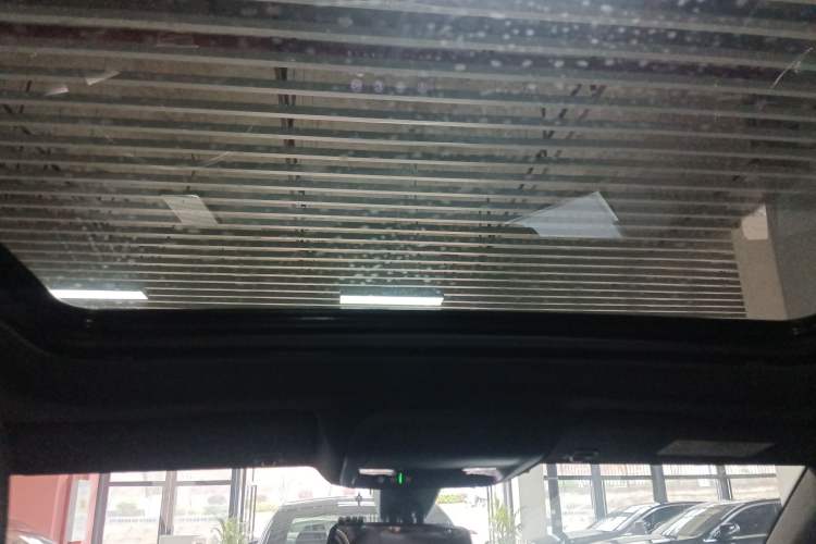 Used Cadillac XT4 2018 28T Two-Wheel Drive Leading Version