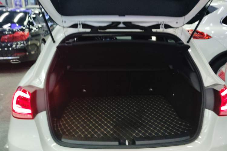 Used Mercedes-Benz A-Class 2019 A 200 Dynamic Edition